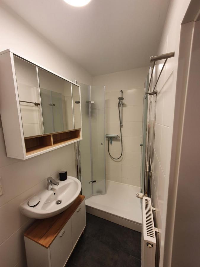 Gemuetliche Wohnung *Zentral* *Netflix* *Parkplatz* Bad Laasphe Esterno foto